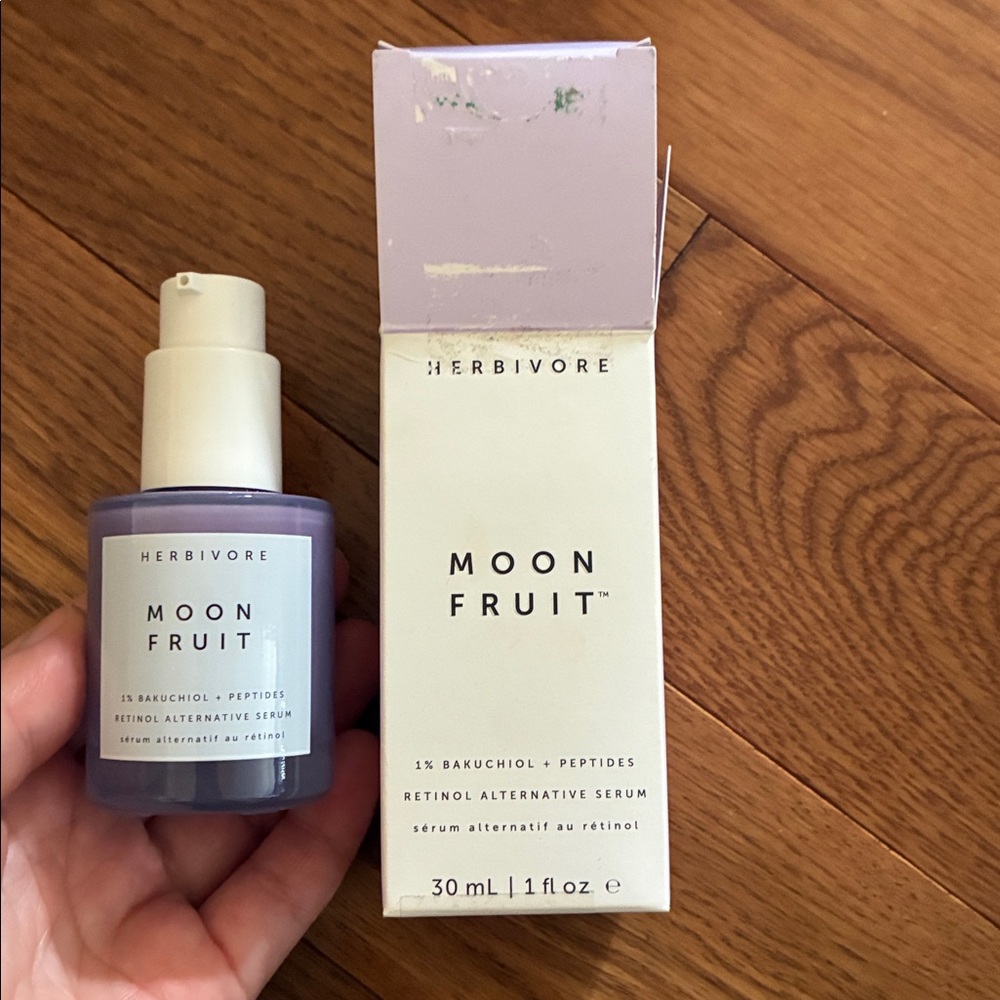 HERBIVORE Bakuchiol Retinol Alternative Smoothing Serum Note wear to box